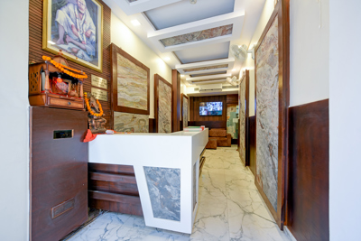 FACADE  RECEPTION